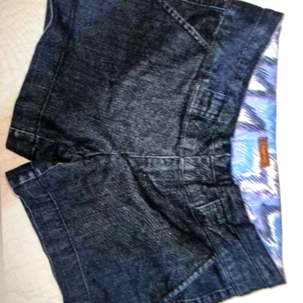 Women’s Copper Key denim shorts